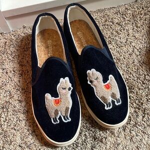 Soludos Size 7.5 Navy Blue Velvet Llama Shoes